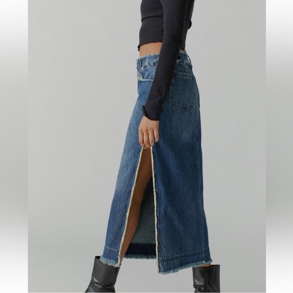 Urban Outfitters Jean Skirt - Picture 2 of 8